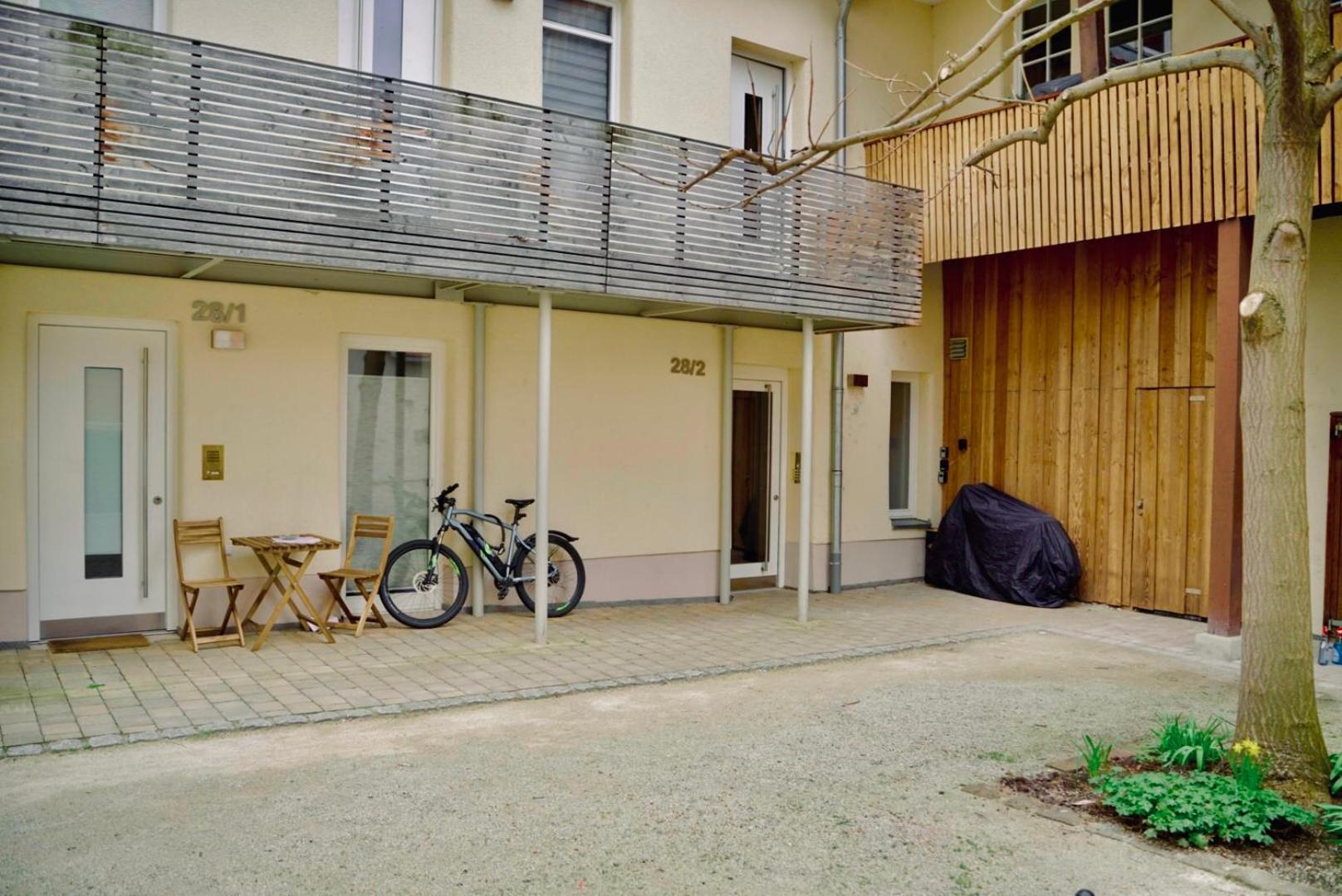 De La Vie Reutlingen - Altstadt Apartment An Stadthalle & Am Marktplatz Exteriör bild
